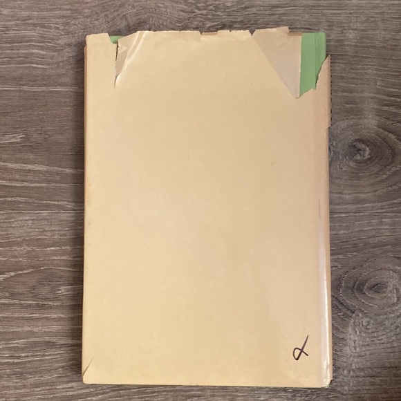 SEND OFFERS Antique National Geographic Hardcover, circa 1983 “Hidden Corners” - Picture 9 of 16